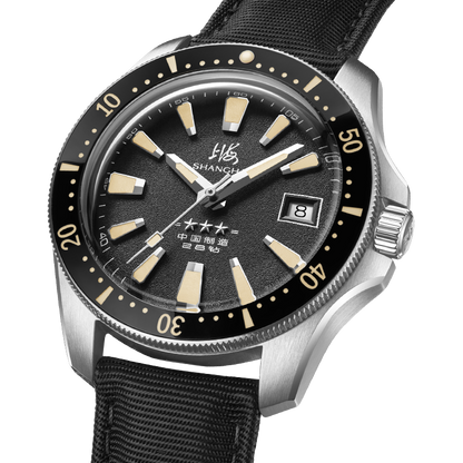 Shanghai Commander 39mm Dive Watch - Black Dial
