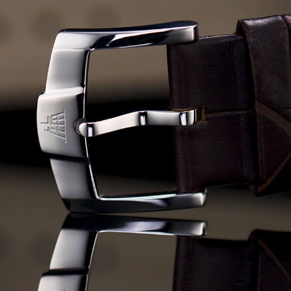 Shanghai WatchesShanghai Pioneer 31mm Watch - Brown Strap & White Dial